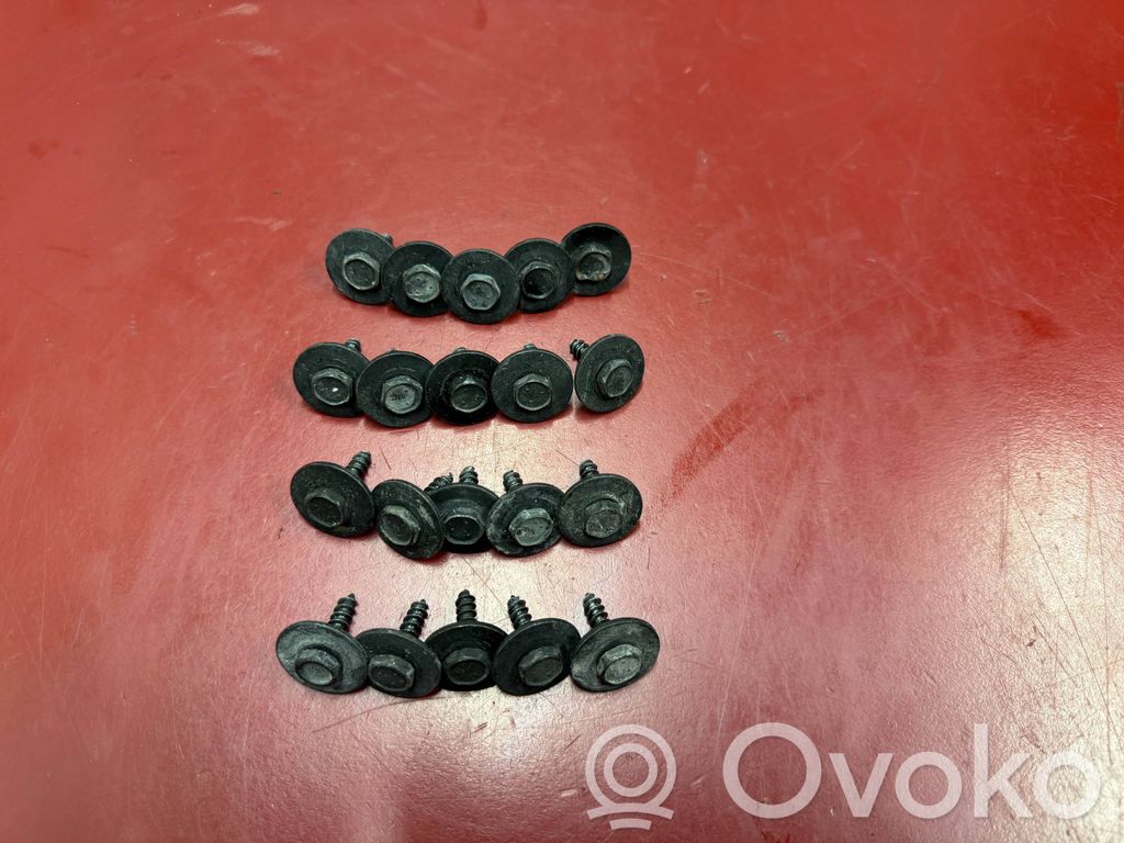 BMW X3 G45 Tuercas/tornillos 