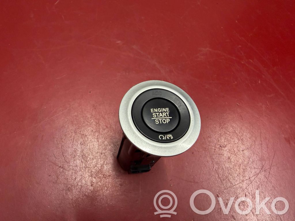 Chrysler Pacifica Interruttore a pulsante start e stop motore 