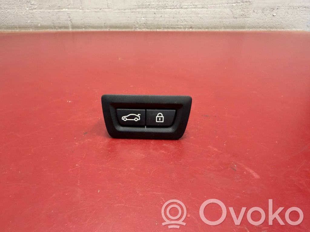 BMW X3 F25 Botón interruptor de maletero abierto 