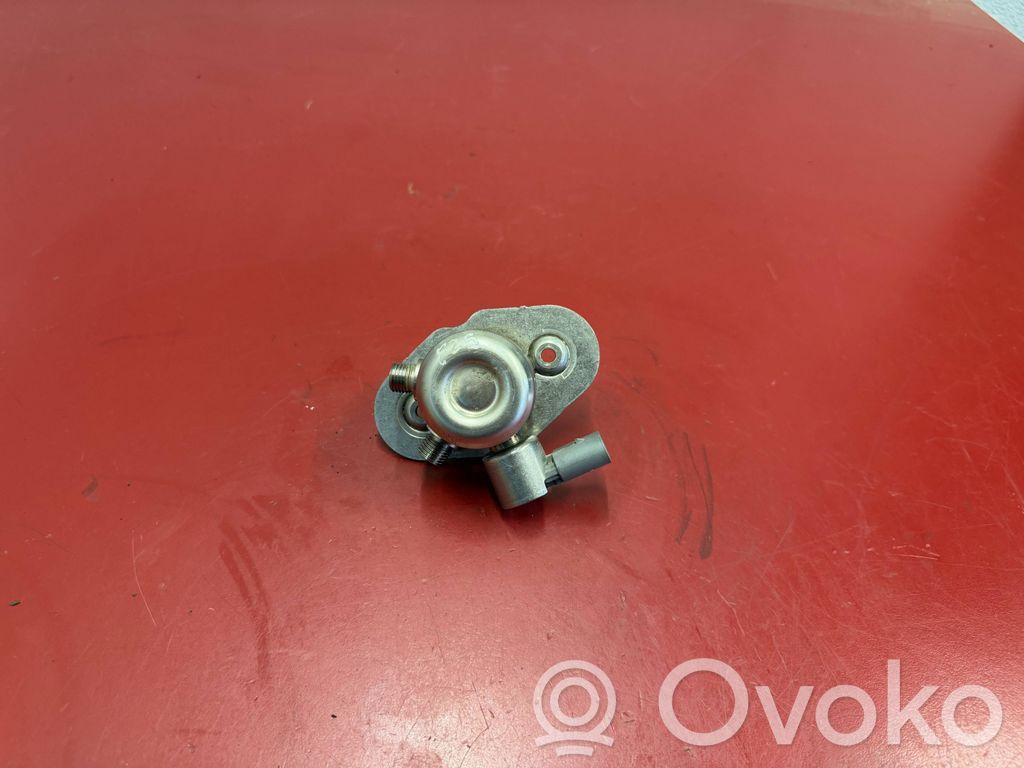 BMW X3 F25 Pompe d'injection de carburant à haute pression 