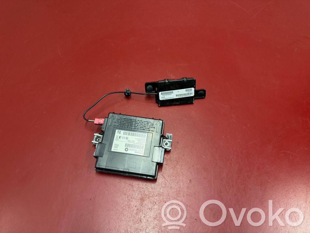 Chrysler Pacifica Keyless (KESSY) go control unit/module 