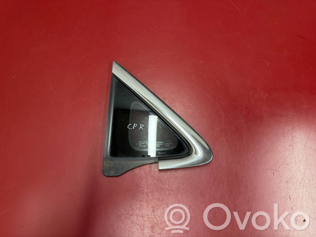 Chrysler Pacifica Front triangle window/glass 
