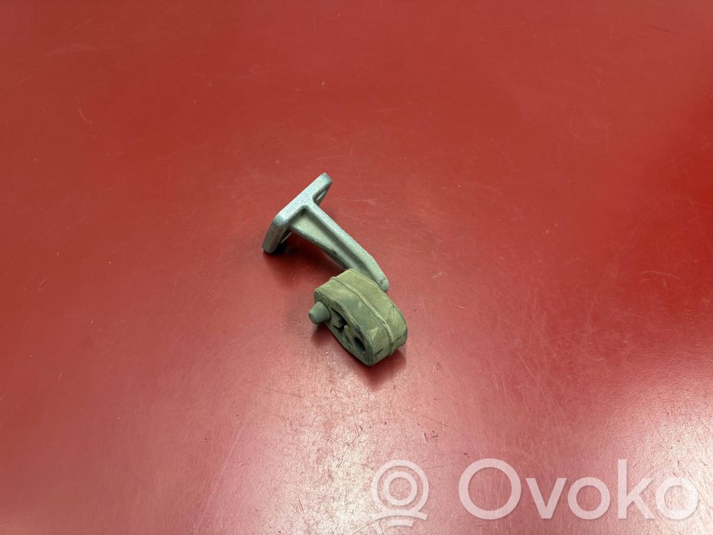 Chrysler Pacifica Muffler mount bracket/holder 