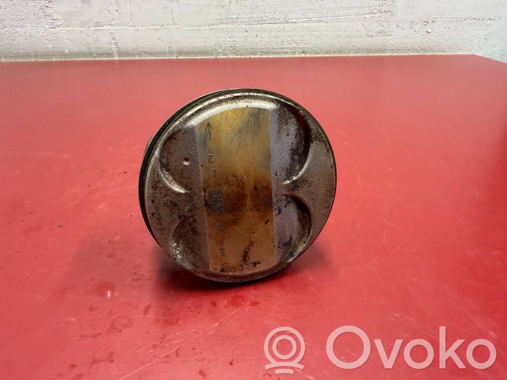 Chrysler Pacifica Piston with connecting rod 