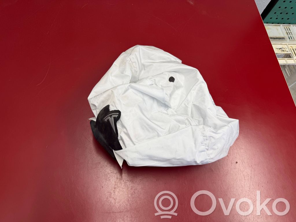 Tesla Model 3 Stūres drošības spilvens 