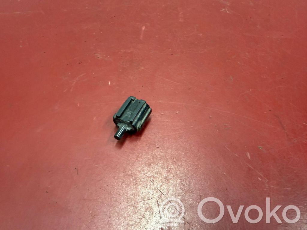 Tesla Model 3 Sensor de temperatura interna/externa 