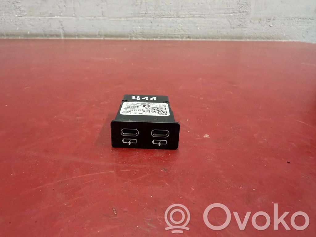 BMW X1 U11 Enchufe conector USB 