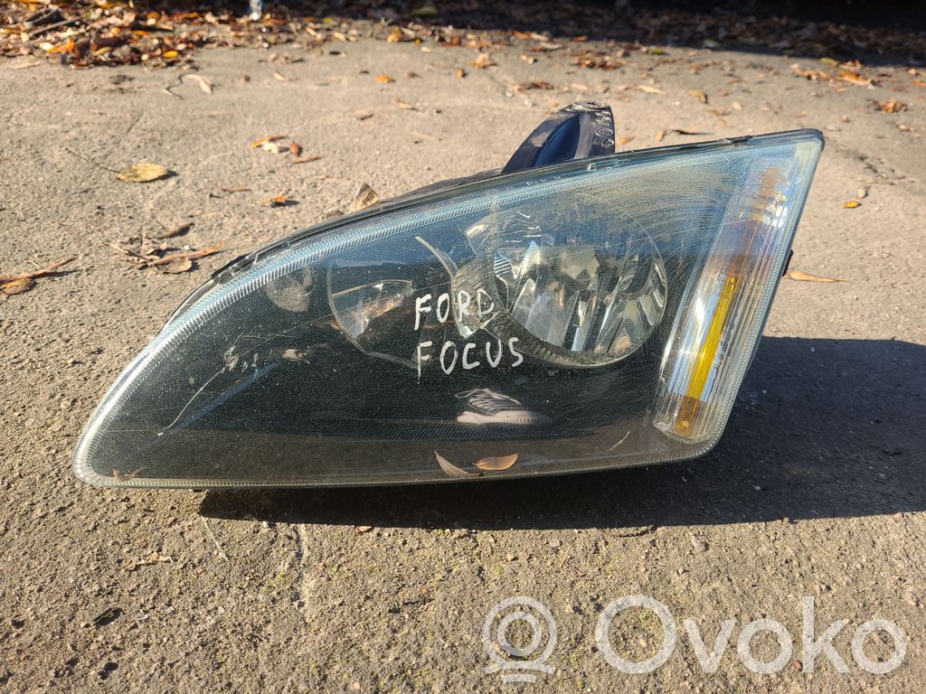 Ford Focus Headlight/headlamp 