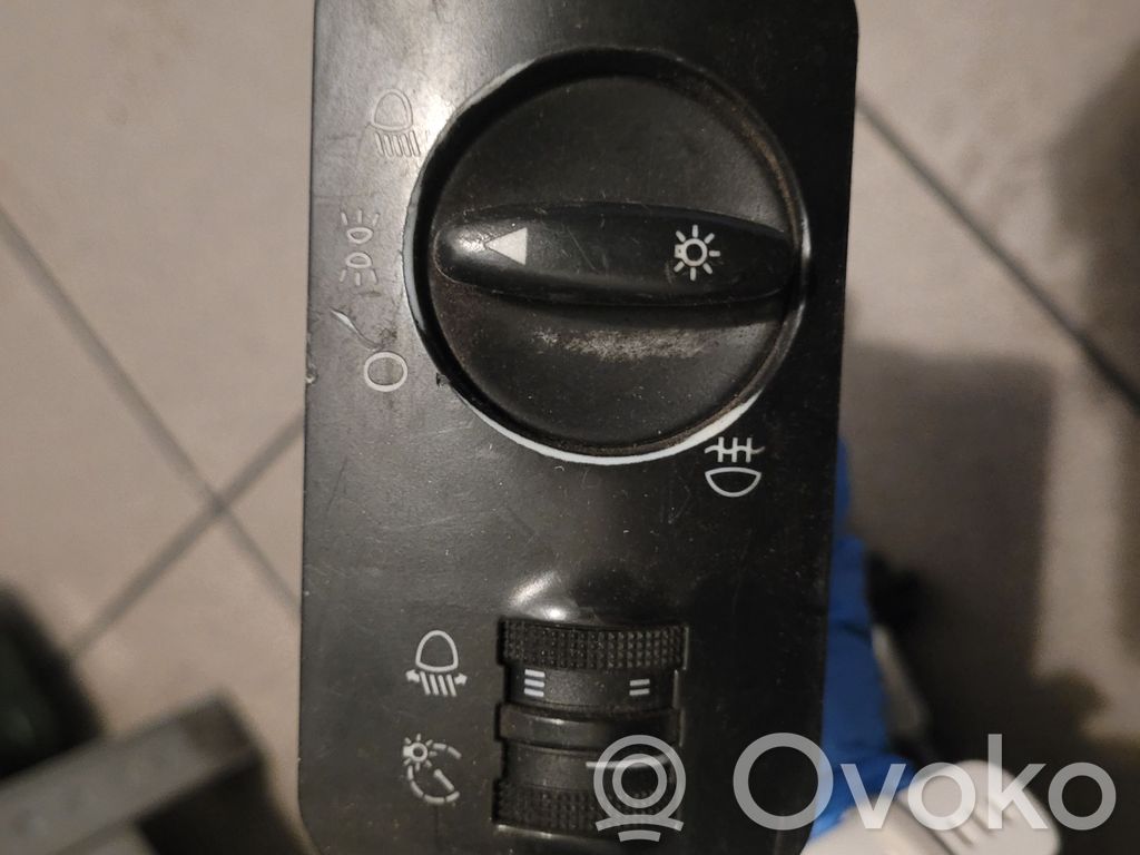 Interrupteur d’éclairage   8L1941531E,04052111,11EK22493