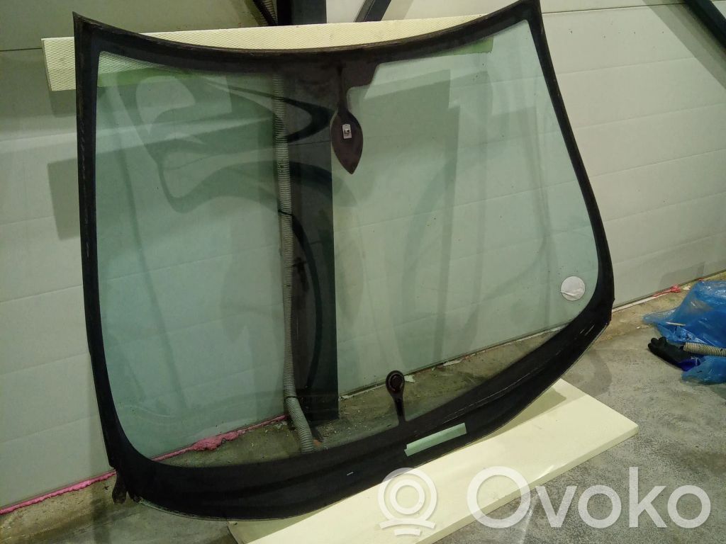 Front windscreen/windshield window