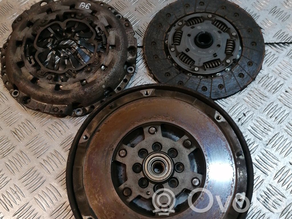 Audi A6 S6 C5 4B Sajūga komplekts 