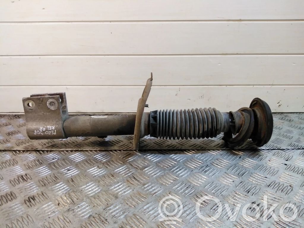 Peugeot 308 SW  Front shock absorber/damper 