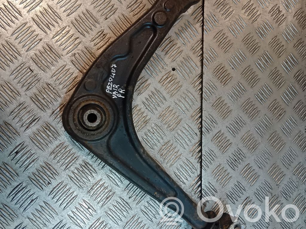 Peugeot 407 Front lower control arm/wishbone 