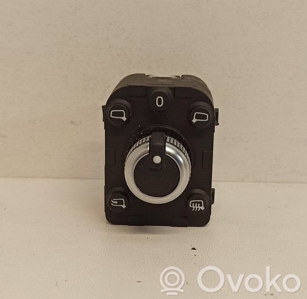 Audi A1 Fog light switch 