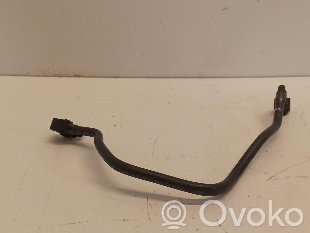 Volvo V60 Rura / Wąż dolotowy powietrza turbiny 