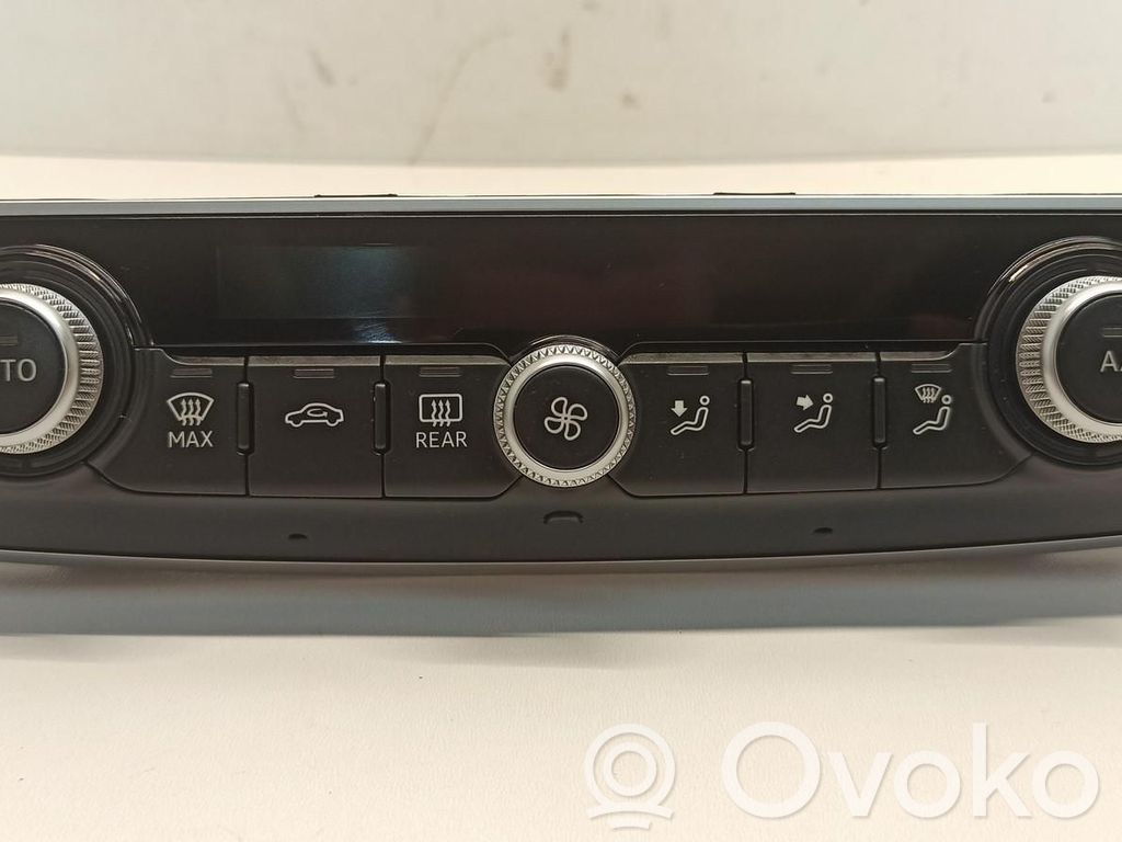 Audi Q3 F3 Climate control unit 