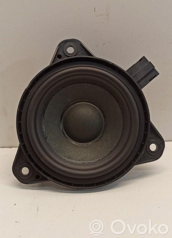 Audi A1 Front door speaker 