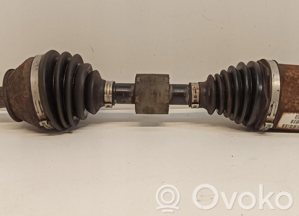Volvo V70 Priekinis pusašis 
