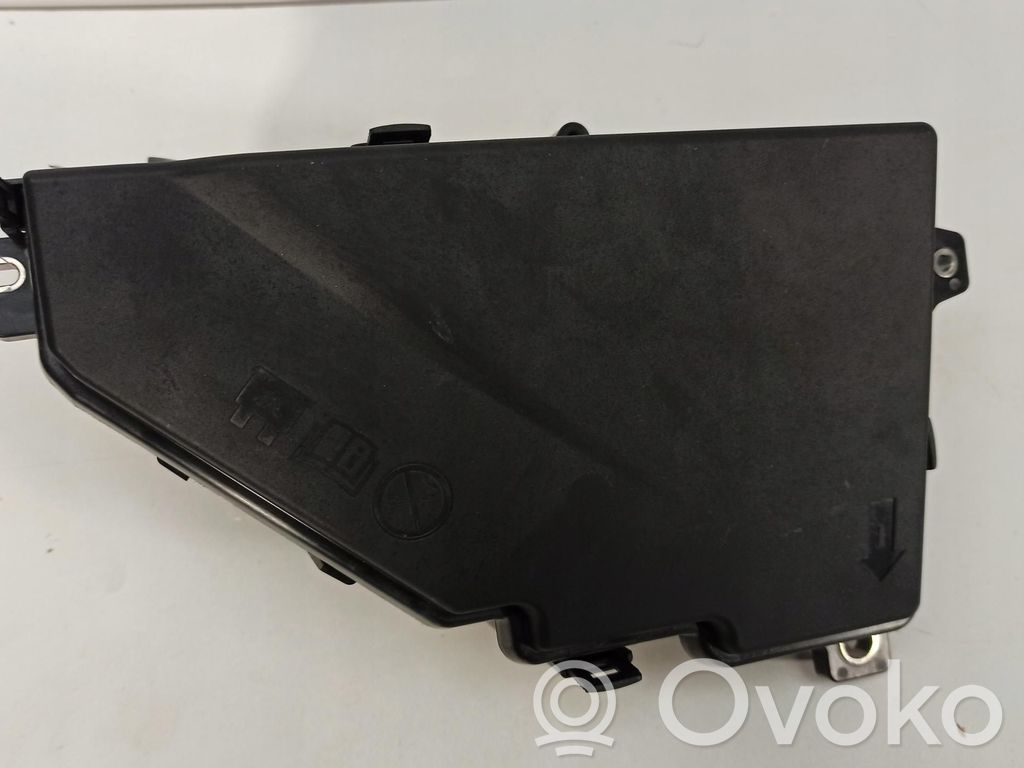 Audi A4 S4 B5 8D Set scatola dei fusibili 