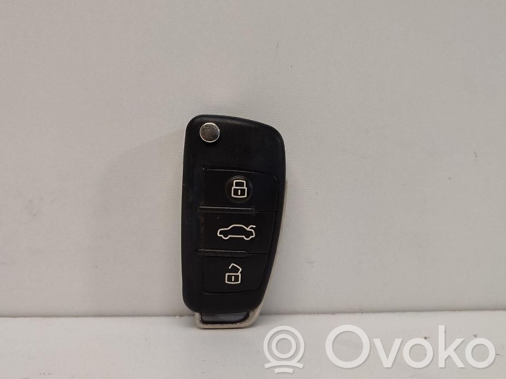 Audi Q2 - Virta-avain/kortti 