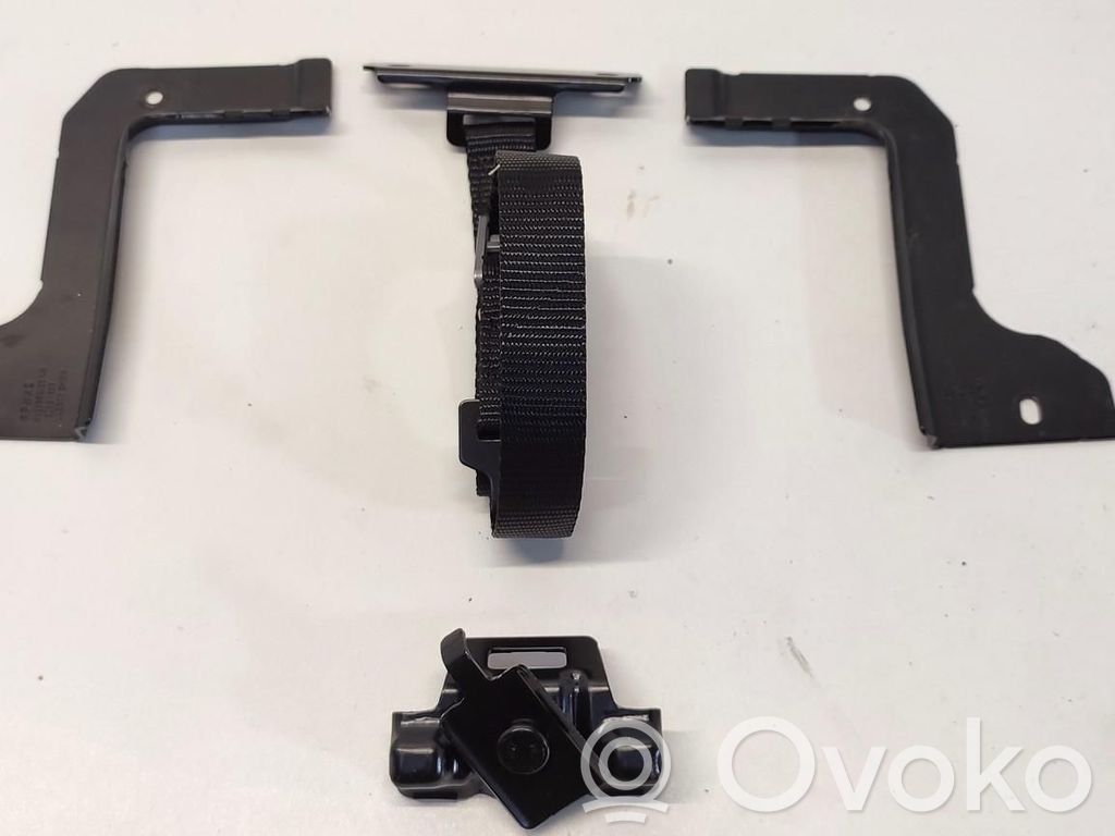 Volvo XC40 Battery bracket 