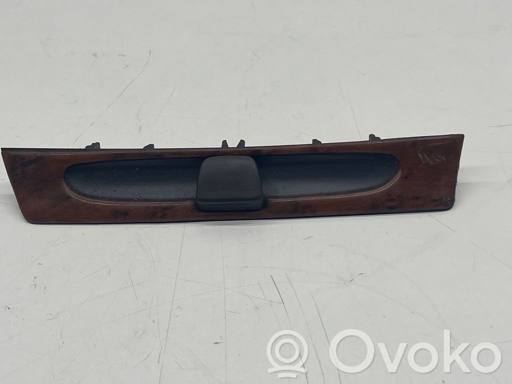 Volvo V70 Muut kojelaudan osat 