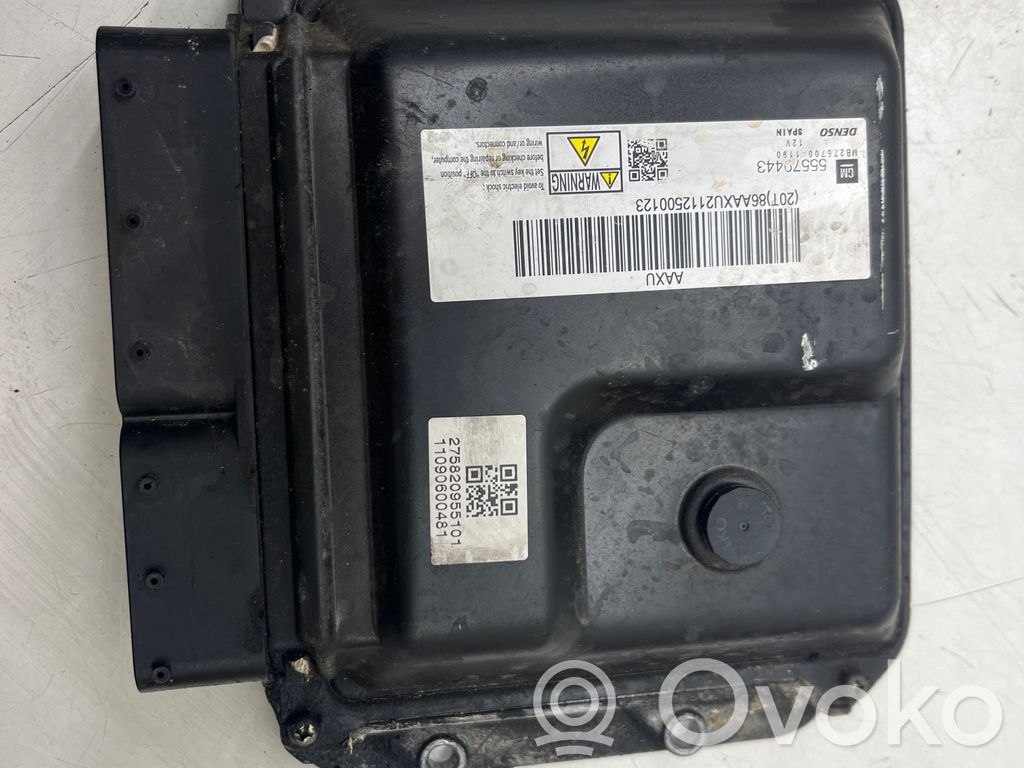 Opel Astra J Calculateur moteur ECU 