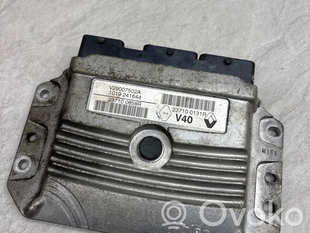 Renault Megane III Engine control unit/module 