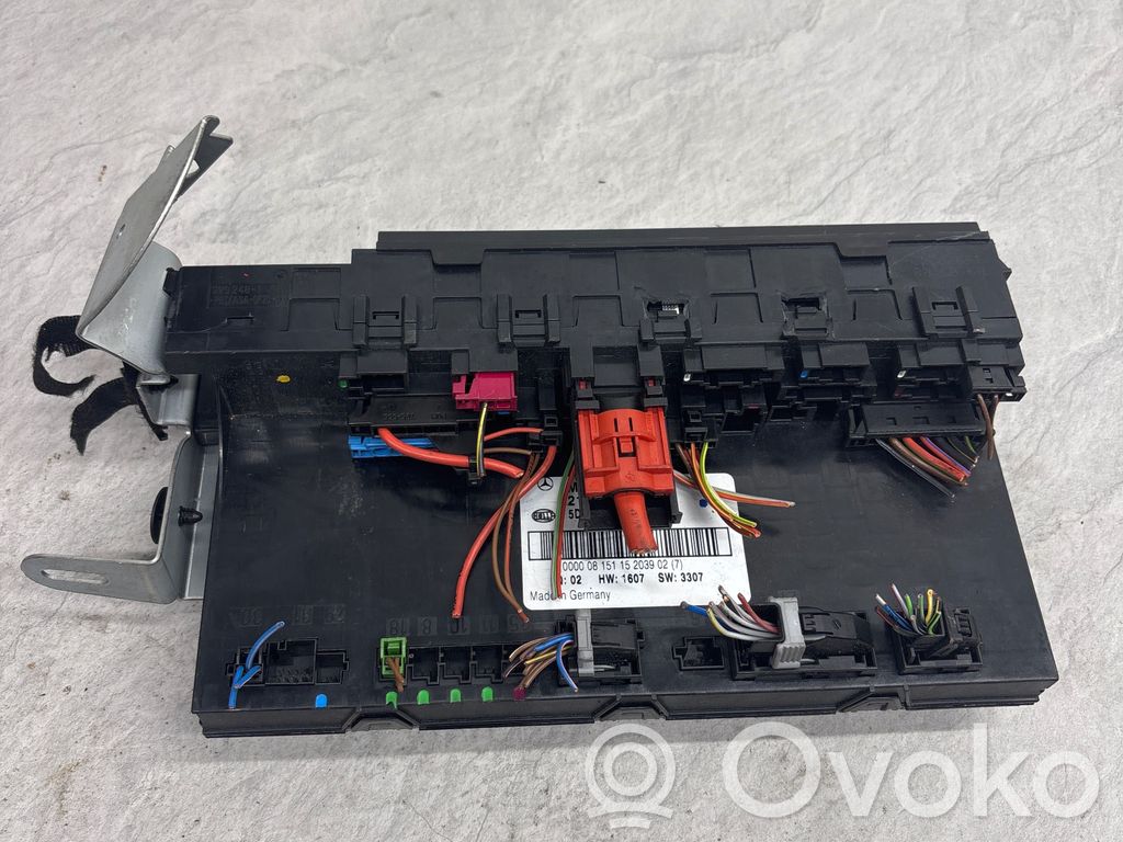 Mercedes-Benz CLS C219 Fuse module 