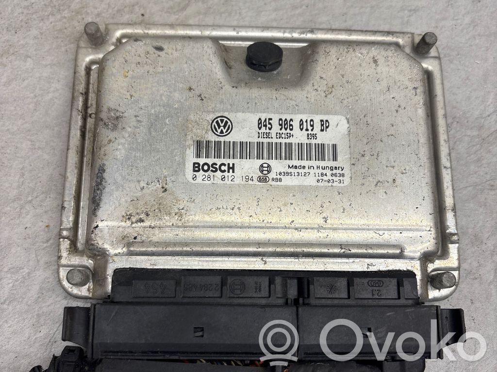 Volkswagen Polo IV 9N3 Engine control unit/module 