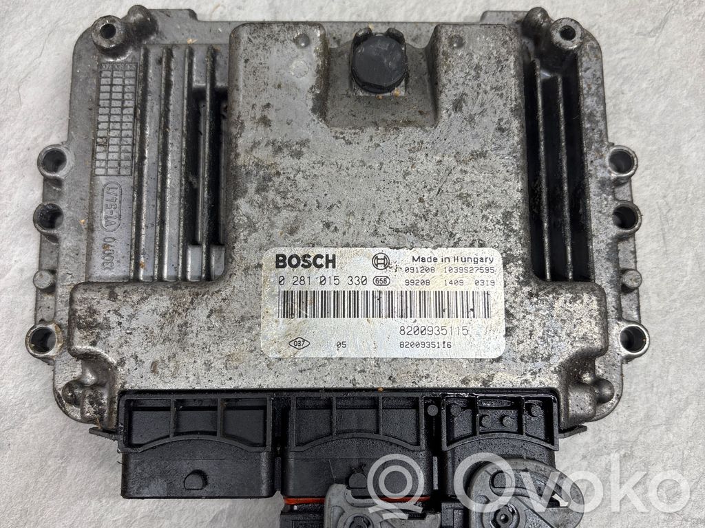 Renault Trafic II (X83) Engine control unit/module 