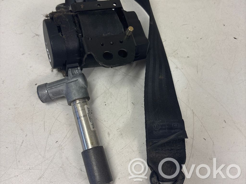 Volvo S60 Cinturón trasero 