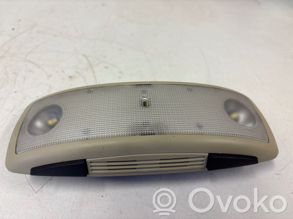 Lampka podsufitki tylna   6G9N15K607AF,4M5415V1B,31252304