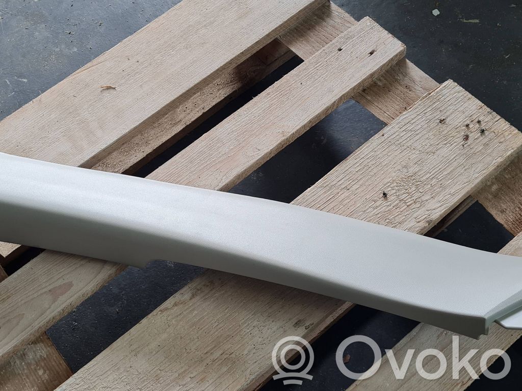 Chrysler Pacifica (A) pillar trim 