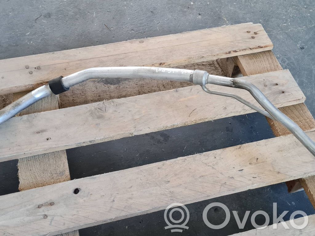Audi A4 S4 B9 Oro kondicionieriaus vamzdelis (-ai)/ žarna (-os) 