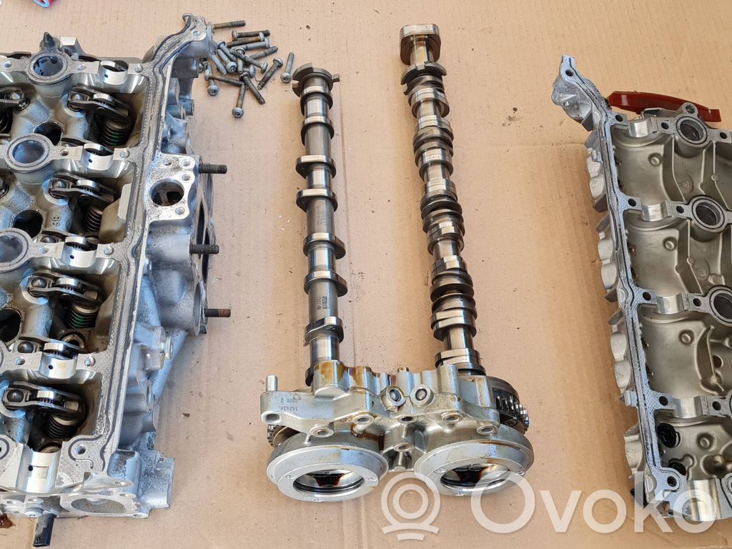 Audi Q5 SQ5 FY Engine head 