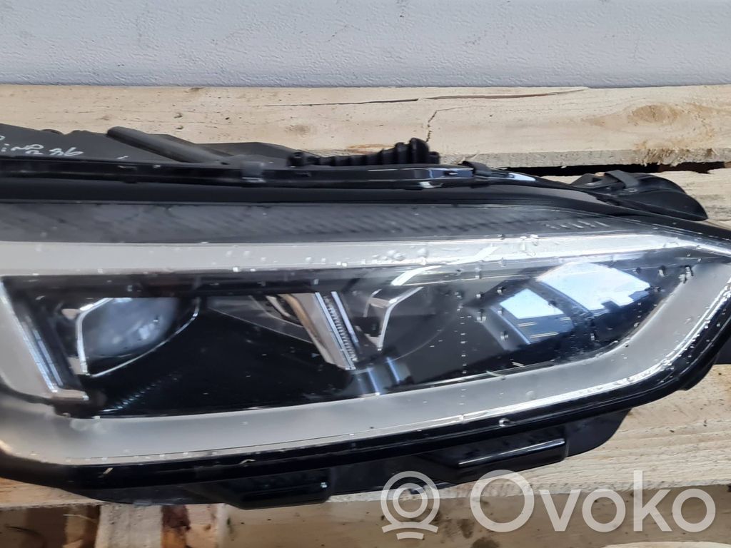 Audi S5 F5 Headlight/headlamp 
