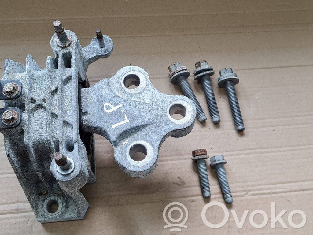 Engine mount bracket   P68224742AD