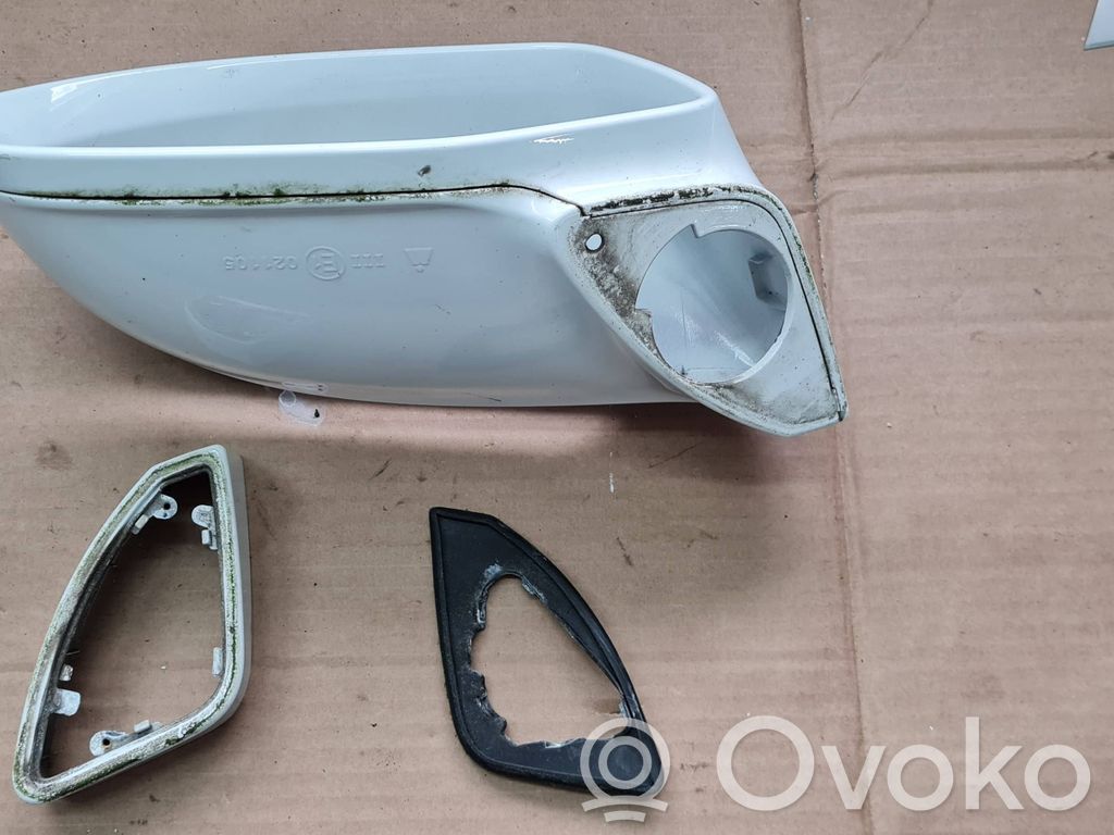 Audi A7 S7 4G Elektryczne lusterko boczne drzwi przednich 
