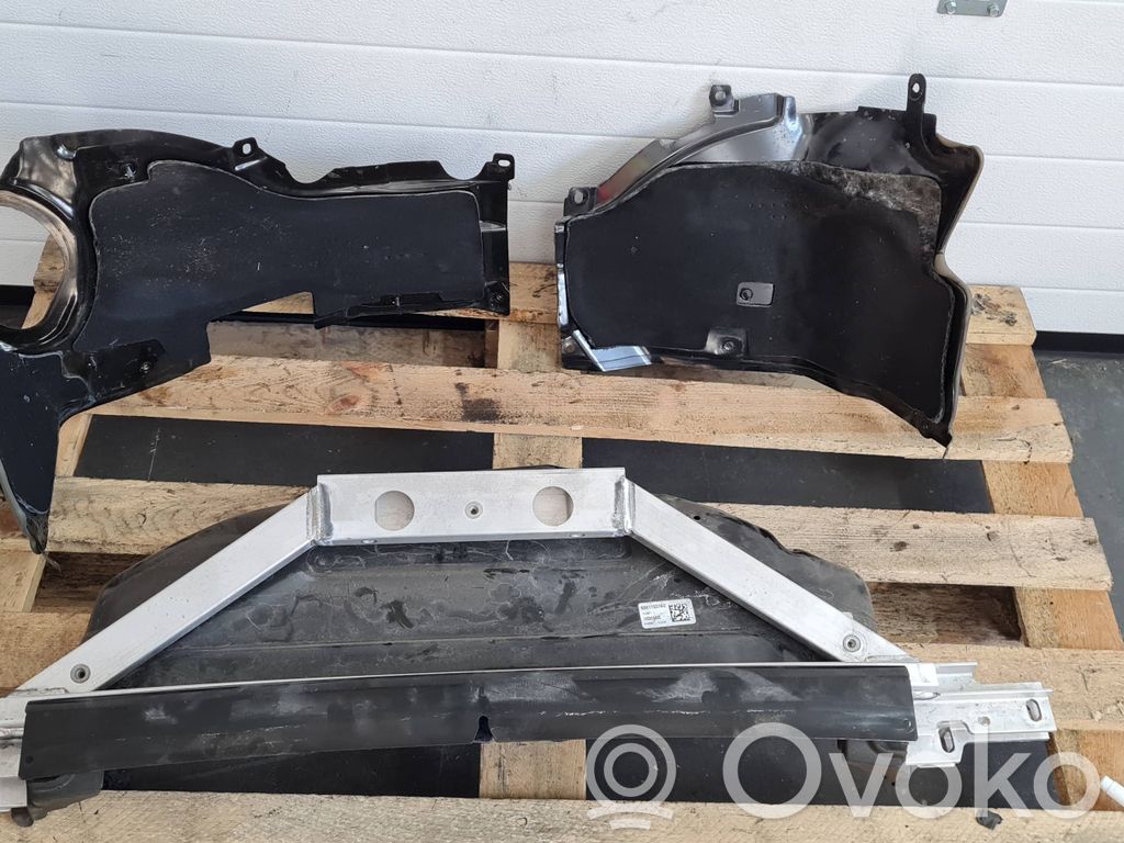 Jeep Grand Cherokee WL Alte piese compartiment motor 