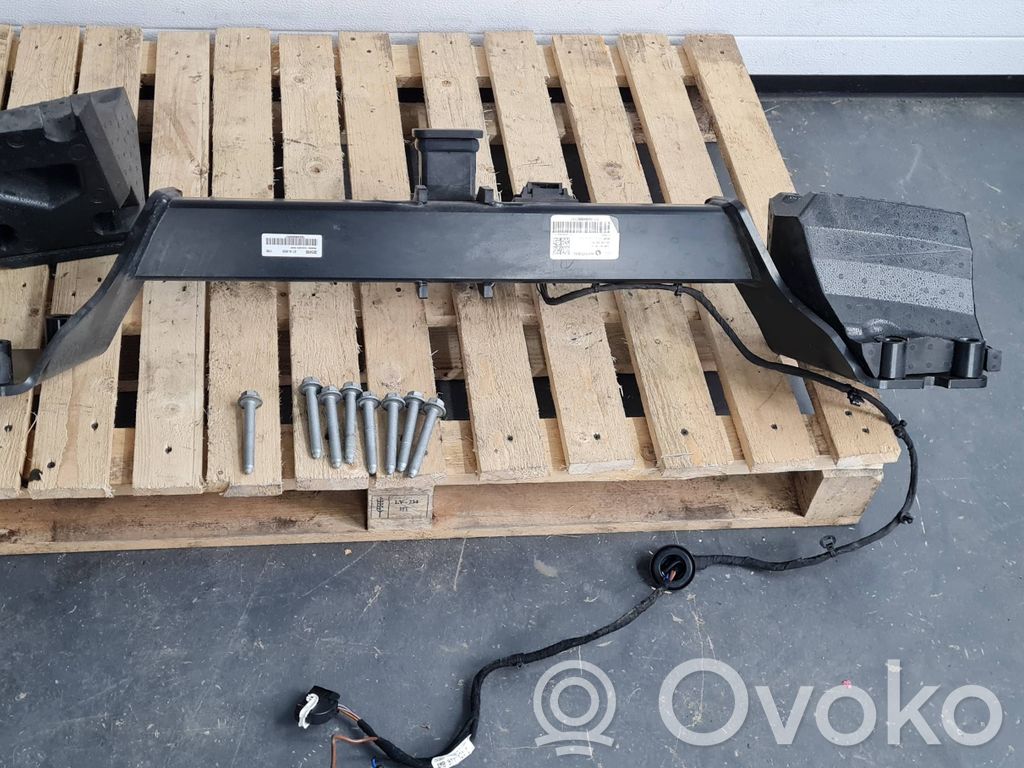 Audi RS Q8 Hak holowniczy / Komplet 