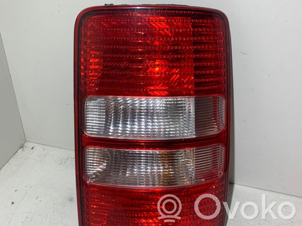 Volkswagen Caddy Galinis žibintas kėbule 