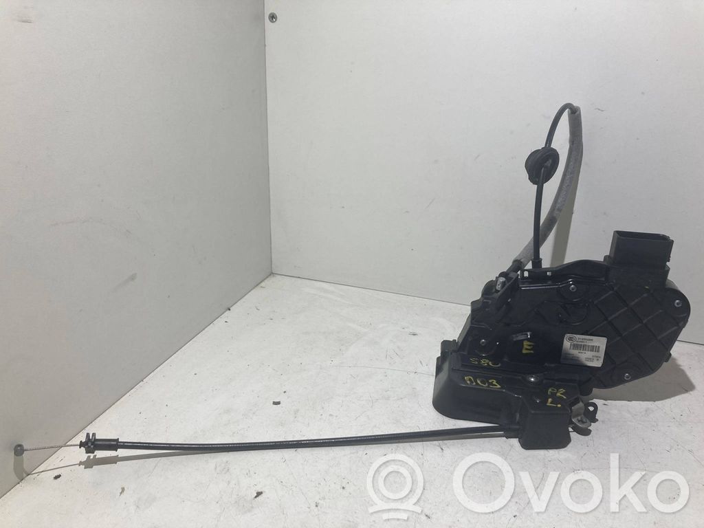Volvo S80 Front door lock 