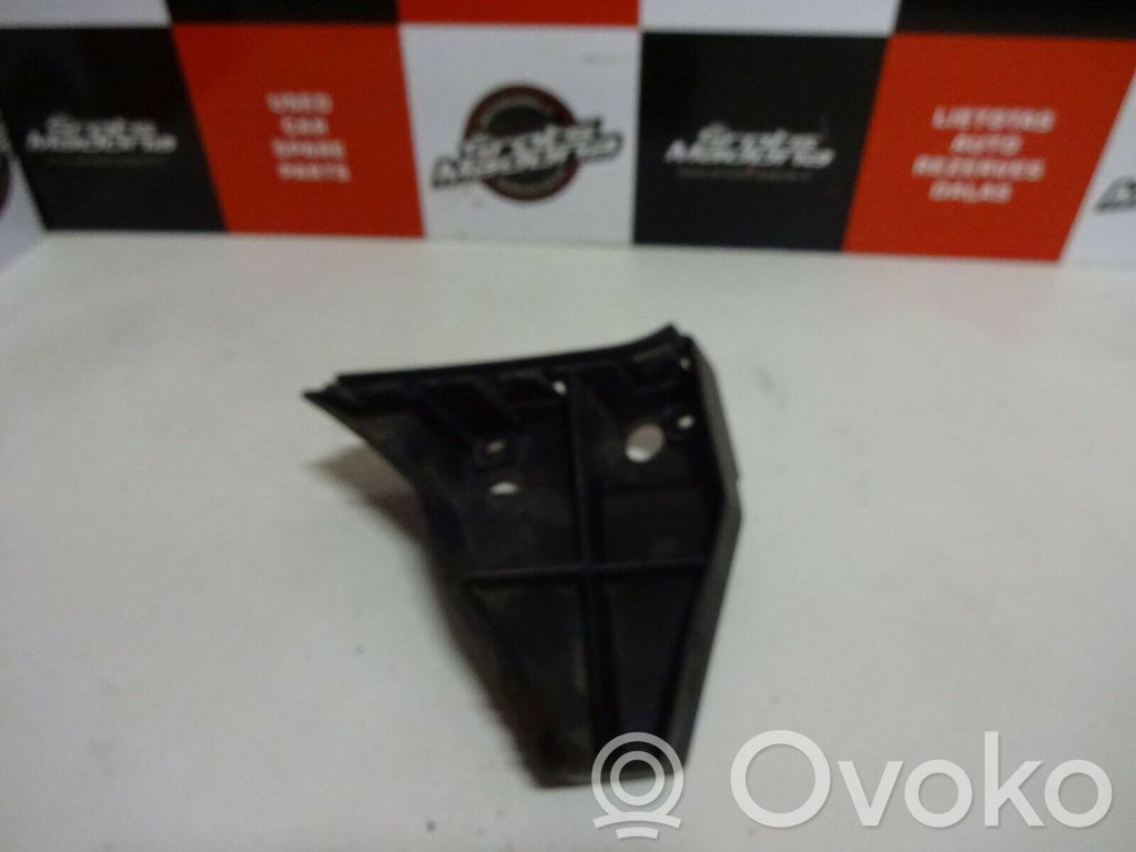 Volvo C70 Front bumper mounting bracket 
