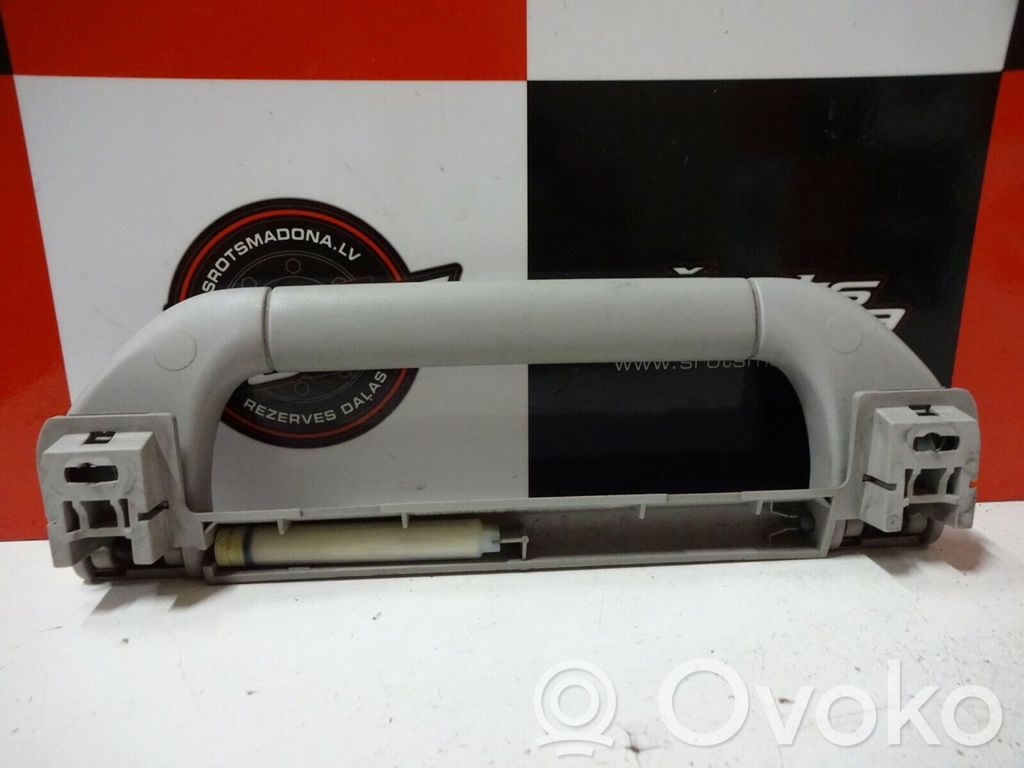 BMW 7 E65 E66 Rankenėlė galinė 