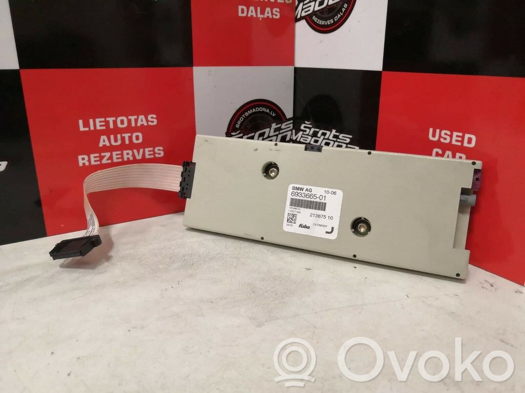 BMW 7 E65 E66 Antenos stiprintuvas 