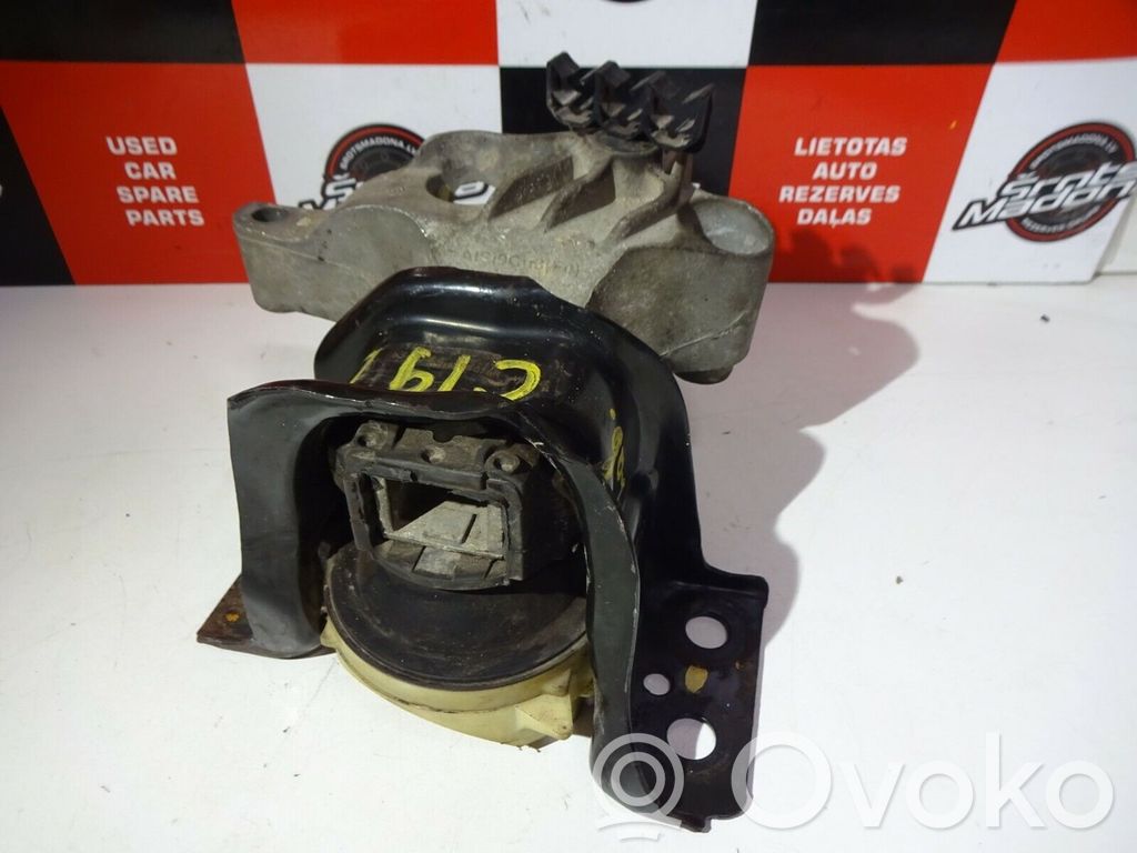 Dacia Dokker Engine mount bracket 