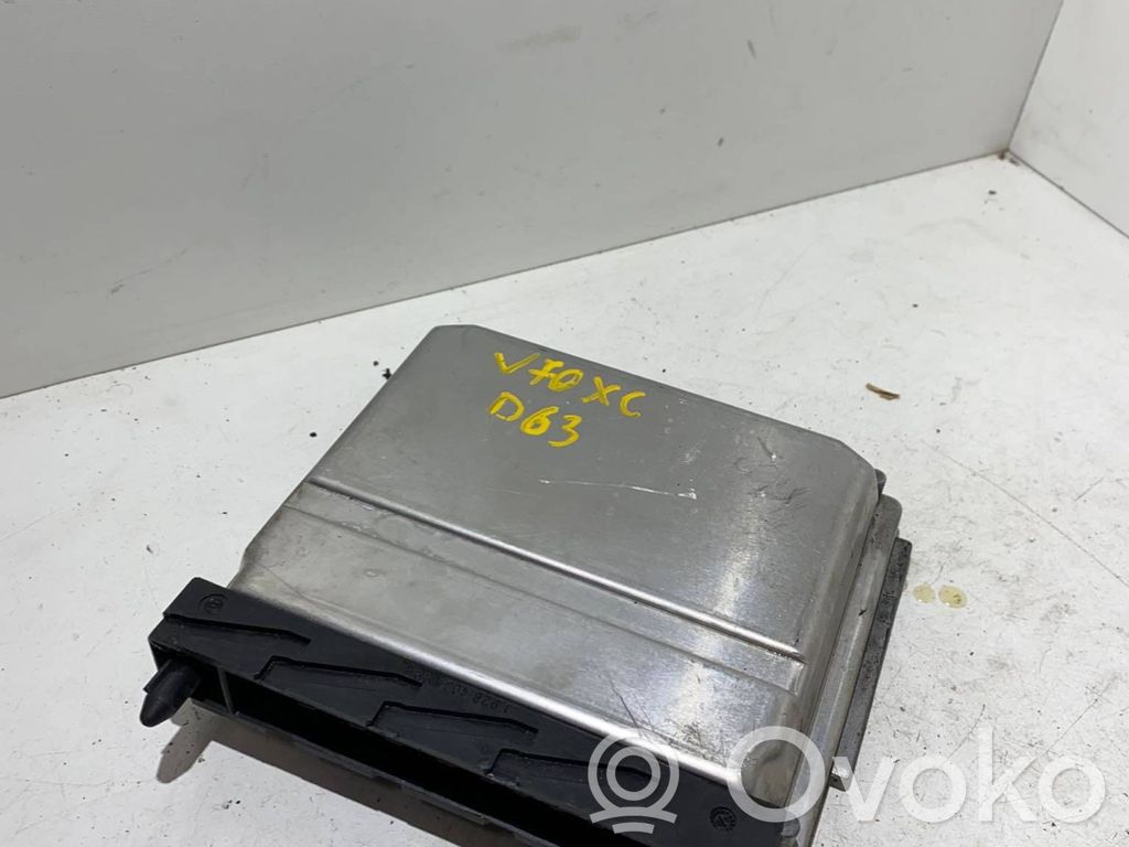 Volvo XC70 Engine control unit/module 