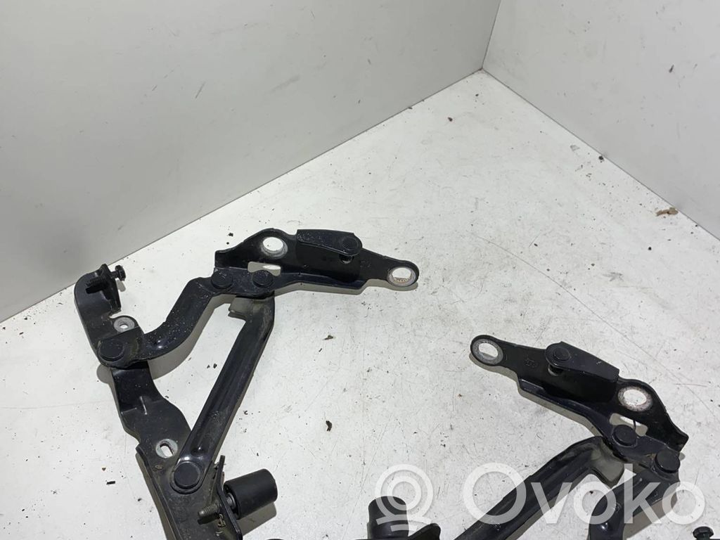 Chrysler Sebring (JS) Tailgate/trunk/boot hinge 