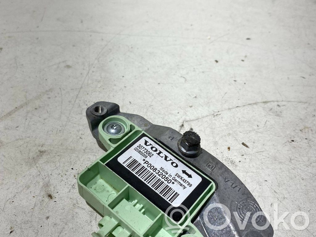 Volvo C70 Airbag deployment crash/impact sensor 